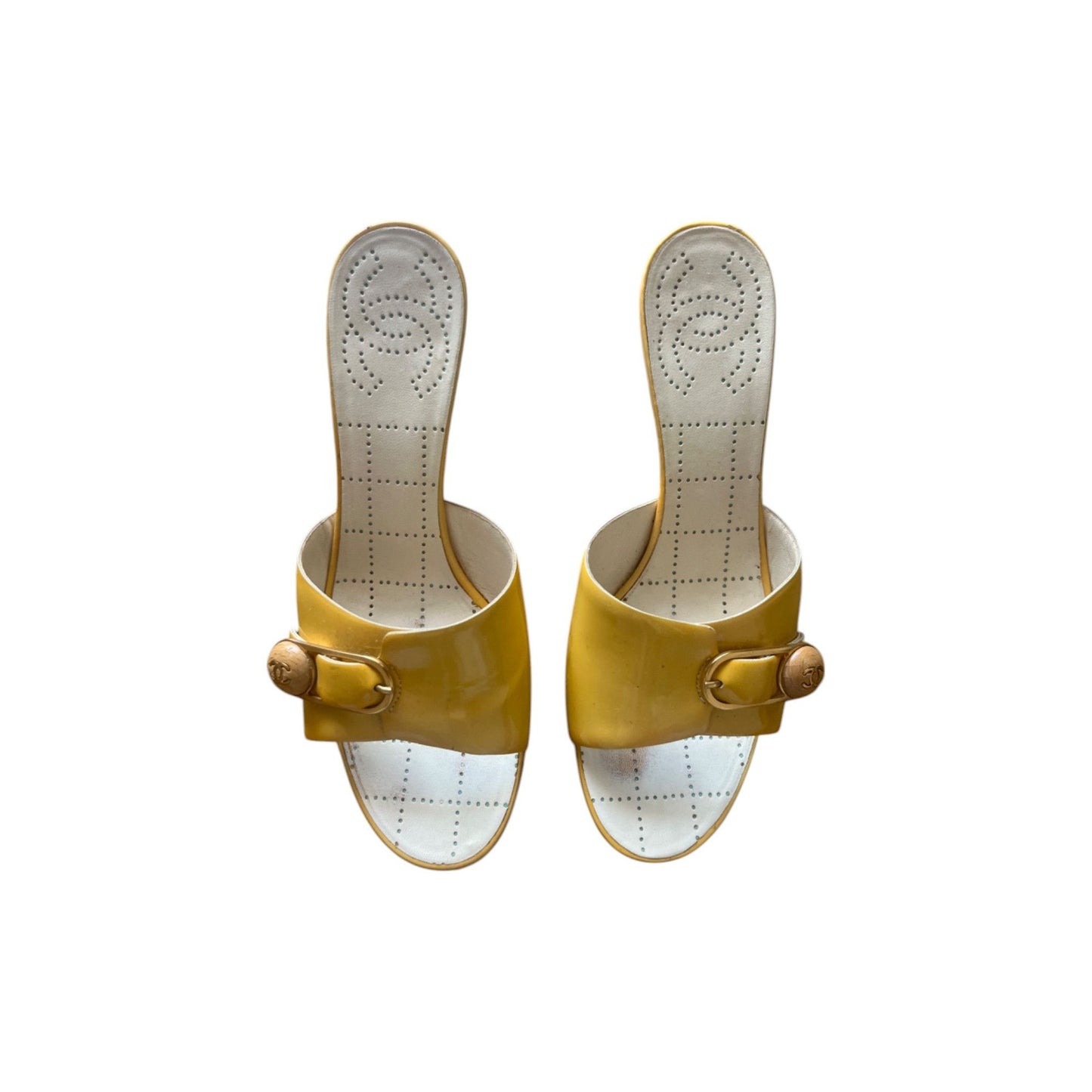 Yellow vintage heels