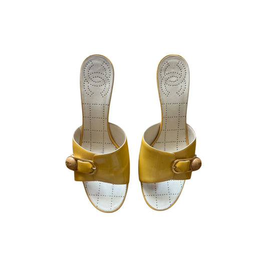 Yellow vintage heels