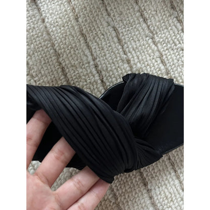 Twisted satin mules in black