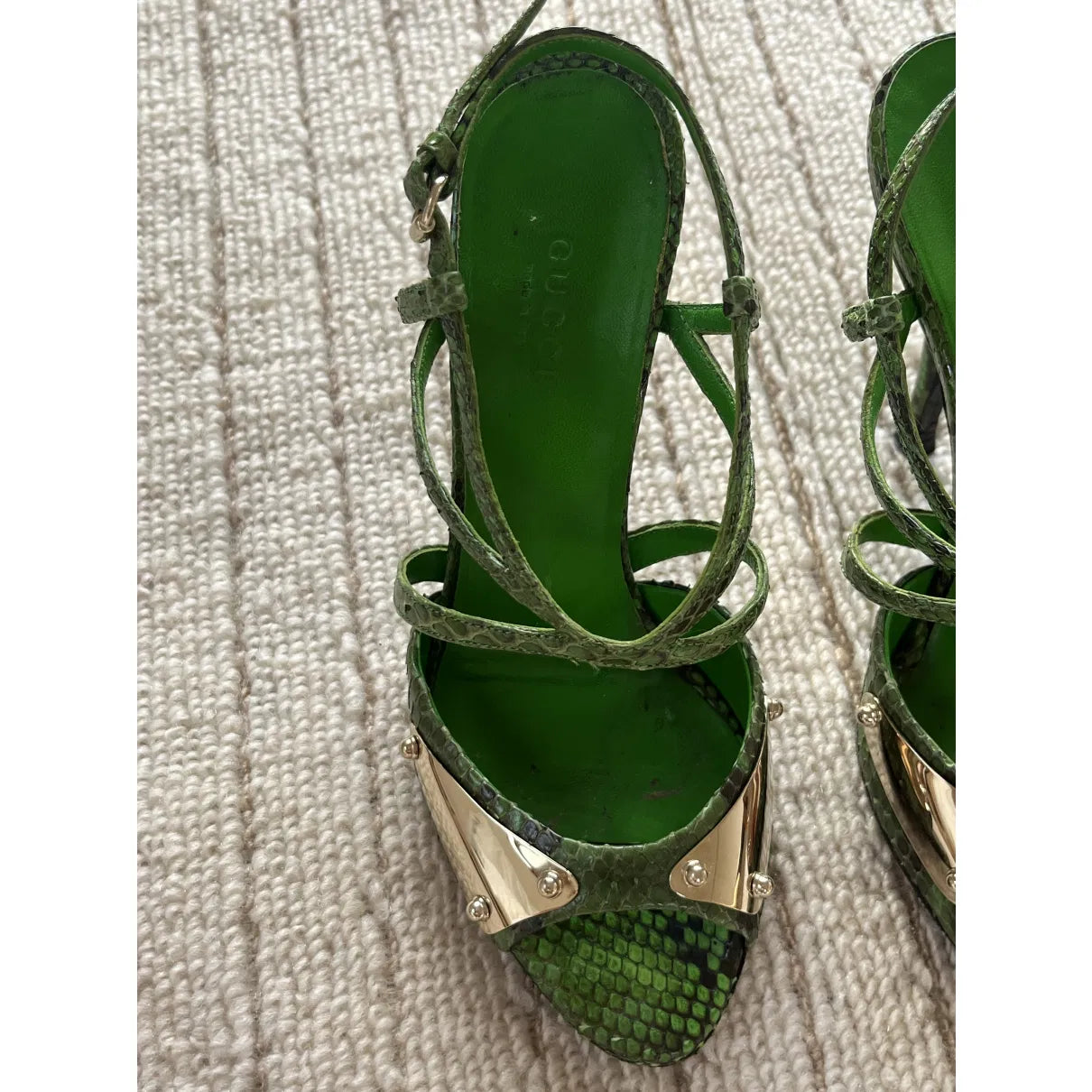Python print mules in green