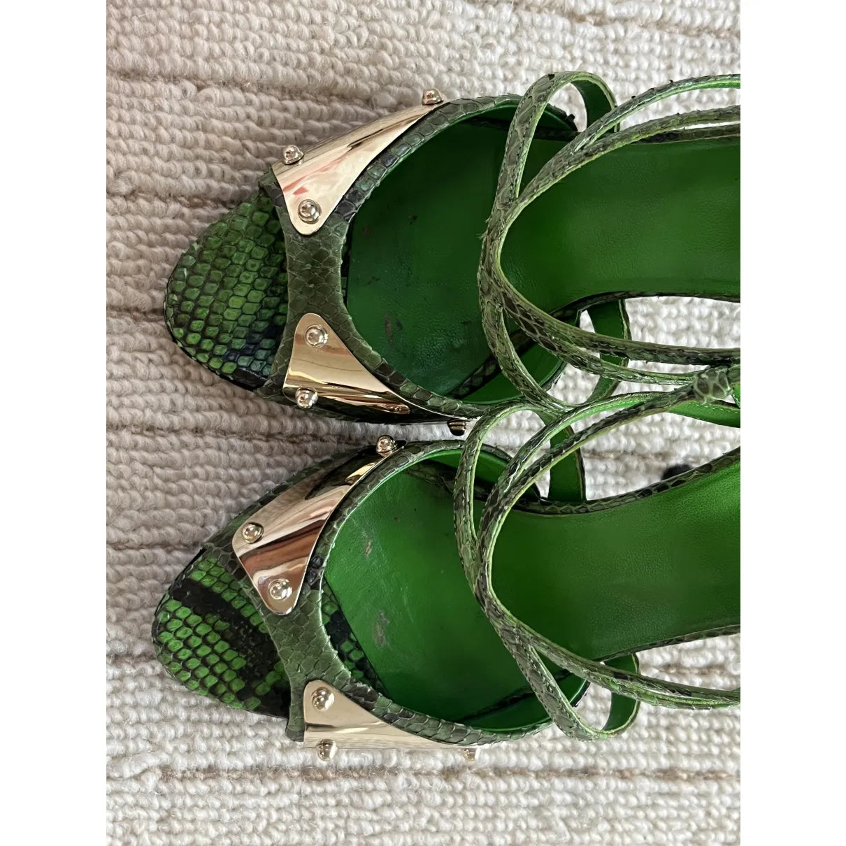 Python print mules in green