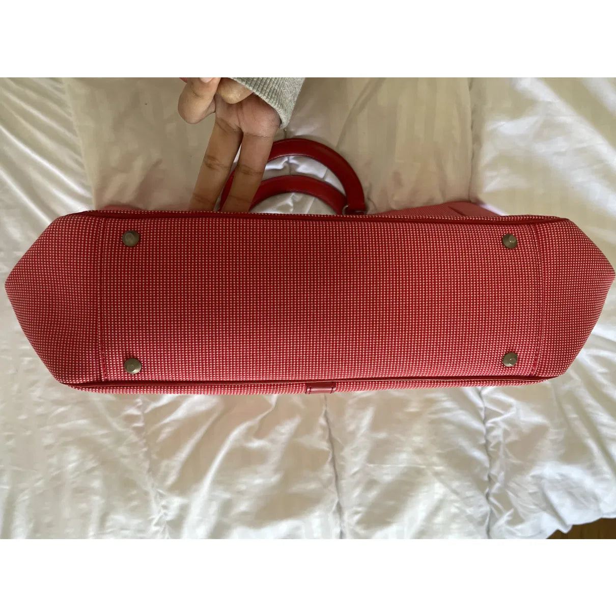 Vintage tote in red