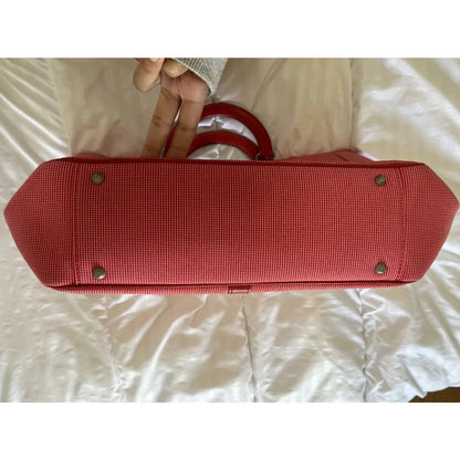 Vintage tote in red