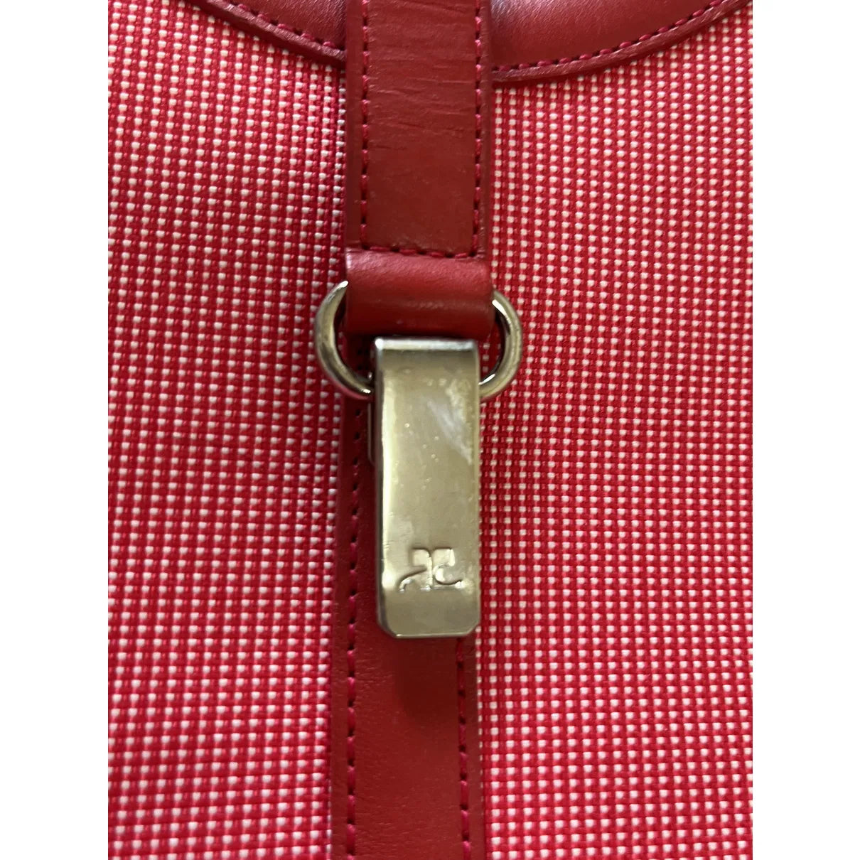Vintage tote in red