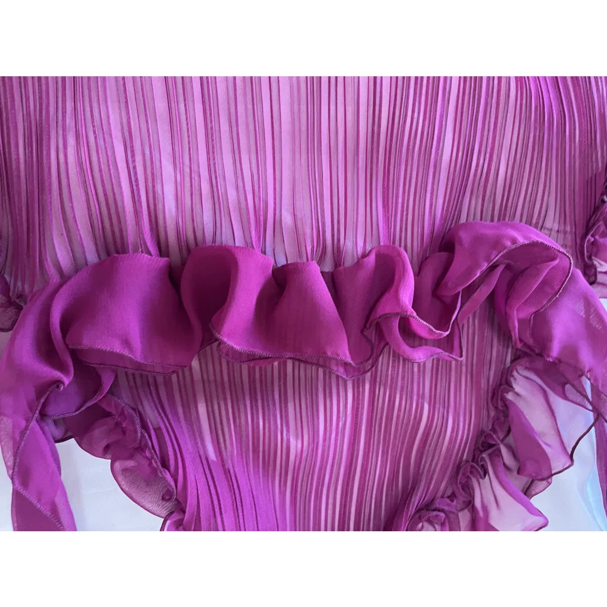 Pleated scarf bolero in purple