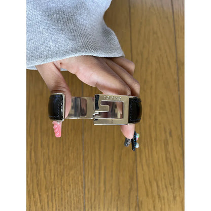 Leather bracelet in black and silver