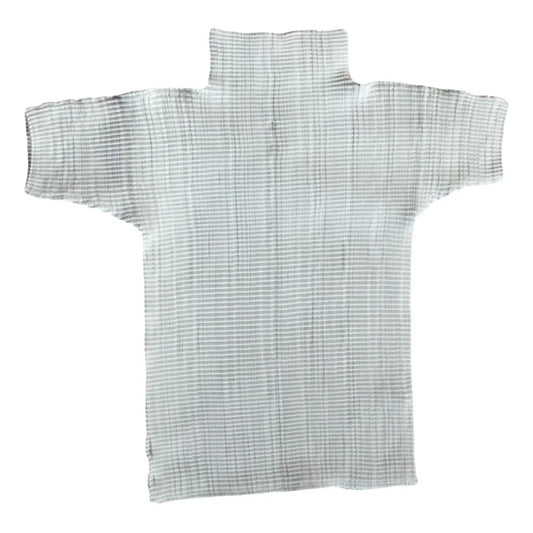 Pleated turtleneck in white