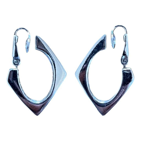 Vintage clip earrings in silver