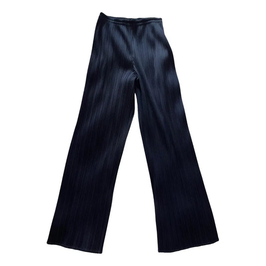Pleated trousers in navy