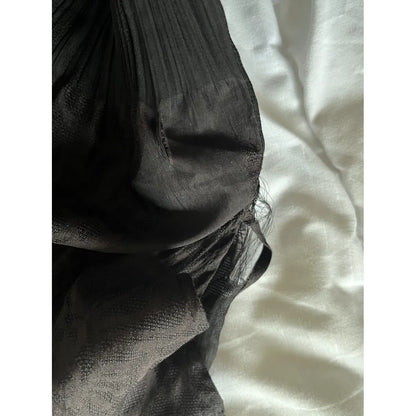 Pleated maxi dress in black